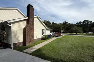 905 Welsh Ln, Jacksonville, NC 28546 - Photo 9