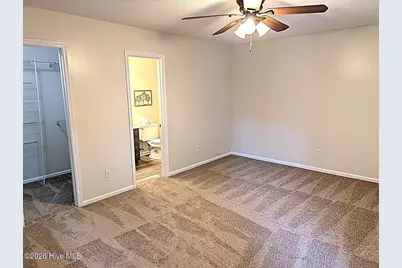 1024 Spring Villa Drive, Jacksonville, NC 28540 - Photo 7