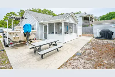 130 NE 11th Street, Oak Island, NC 28465 - Photo 7