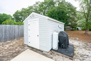130 NE 11th St, Oak Island, NC 28465 - Photo 11