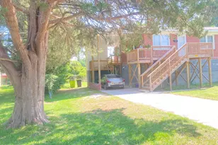 2012 Opal St, New Bern, NC 28560 - Photo 3