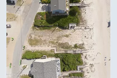 522 N Shore Drive, Surf City, NC 28445 - Photo 15