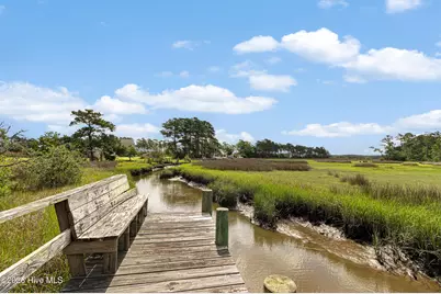 303 Orchard Circle, Newport, NC 28570 - Photo 15