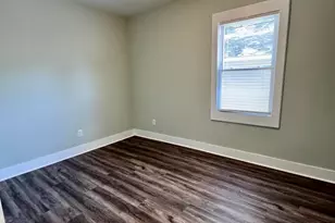 413 W 3rd St, Greenville, NC 27834 - Photo 7