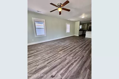413 W Third Street, Greenville, NC 27834 - Photo 17