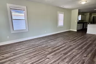 413 W 3rd St, Greenville, NC 27834 - Photo 17
