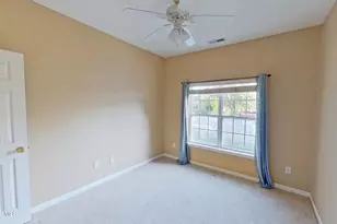 3923 Spicetree Dr, Wilmington, NC 28412 - Photo 7