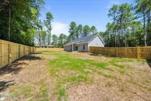 439 E Philadelphia Ave, Pinebluff, NC 28373 - Photo 7