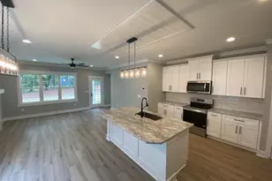 406 Summit St, Aberdeen, NC 28315 - Photo 3