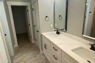 406 Summit St, Aberdeen, NC 28315 - Photo 7