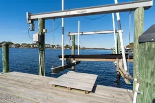 810 Madam Moores Ln, New Bern, NC 28562 - Photo 3