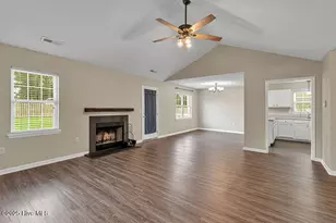 201 Ross Ct, Sneads Ferry, NC 28460 - Photo 7
