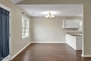 201 Ross Ct, Sneads Ferry, NC 28460 - Photo 9