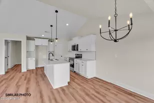 523 Large Oak Dr, Hubert, NC 28539 - Photo 5
