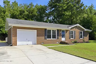 105 Vandergrift Drive, Jacksonville, NC 28540 - Photo 3