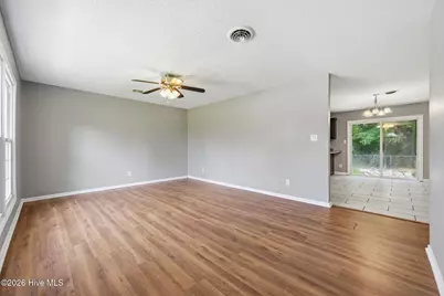 105 Vandergrift Drive, Jacksonville, NC 28540 - Photo 9