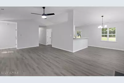 251 S Creek Drive, Jacksonville, NC 28540 - Photo 5
