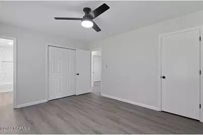 251 S Creek Drive, Jacksonville, NC 28540 - Photo 17