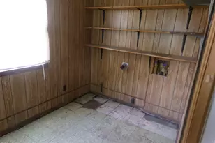 1009 E 6th St, Lumberton, NC 28358 - Photo 5