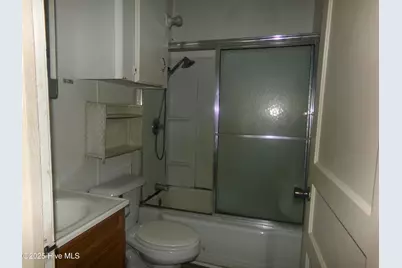 1009 E 6th Street, Lumberton, NC 28358 - Photo 11