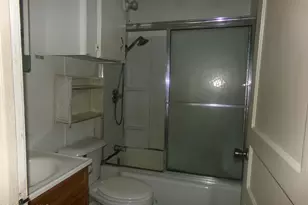 1009 E 6th St, Lumberton, NC 28358 - Photo 11