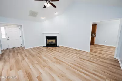 100 Lakeside Green Drive, New Bern, NC 28560 - Photo 3