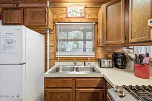 110 NE 72nd St, Oak Island, NC 28465 - Photo 19