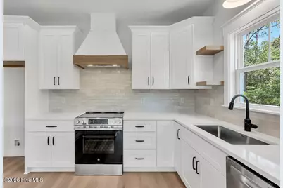 117 NE 17th Street, Oak Island, NC 28465 - Photo 17