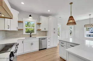 117 NE 17th St, Oak Island, NC 28465 - Photo 15