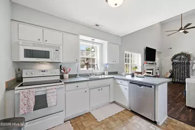 3714 Elizabeth Avenue, New Bern, NC 28562 - Photo 11