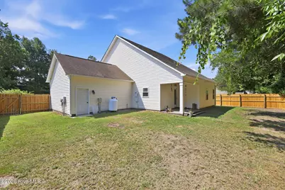 402 Satterfield Drive, New Bern, NC 28560 - Photo 29