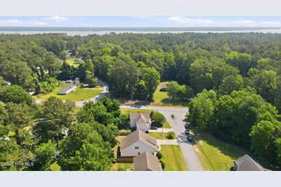 402 Satterfield Drive, New Bern, NC 28560 - Photo 41