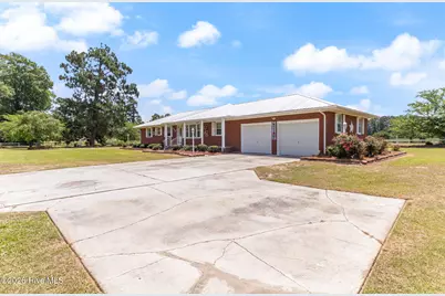 593 Singletary Mill Pond Road, Bladenboro, NC 28320 - Photo 3