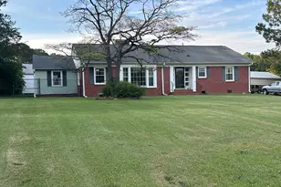 411 E Green St, Macclesfield, NC 27852 - Photo 3