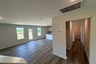 207 Baxley Dr, Dunn, NC 28334 - Photo 5