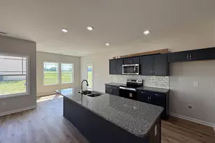 213 Tuscany Cir, Princeton, NC 27569 - Photo 3