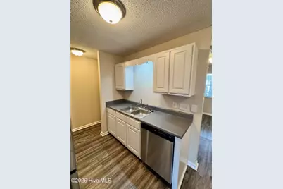 1293 Park West Drive #9, Greenville, NC 27834 - Photo 9