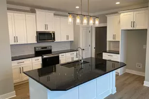 408 Summit St, Aberdeen, NC 28315 - Photo 5