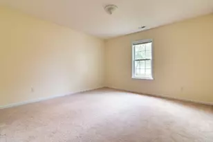 205 Shady Ct, Jacksonville, NC 28540 - Photo 5