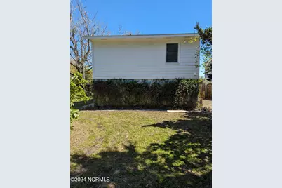 110 Gordon Street, Beaufort, NC 28516 - Photo 1