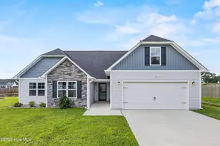 708 Ingram Ct, Jacksonville, NC 28540 - Photo 5