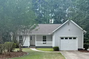 630 Lilac Ln, Vass, NC 28394 - Photo 1