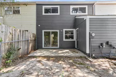 526 Myrtlewood Circle, Jacksonville, NC 28546 - Photo 21