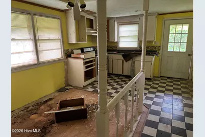 6147 Joe Brown Highway N, Whiteville, NC 28472 - Photo 7