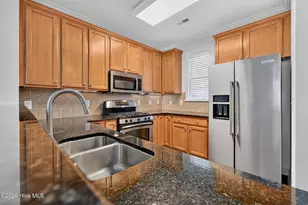 555 Grande Manor Ct, Wilmington, NC 28405 - Photo 17