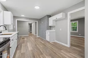 215 E Franklin St, Spring Hope, NC 27882 - Photo 7