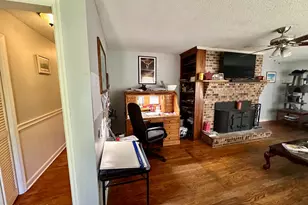 1073 Old Baker Rd, Maxton, NC 28364 - Photo 7