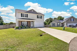 122 Waverly Way, Jacksonville, NC 28540 - Photo 1