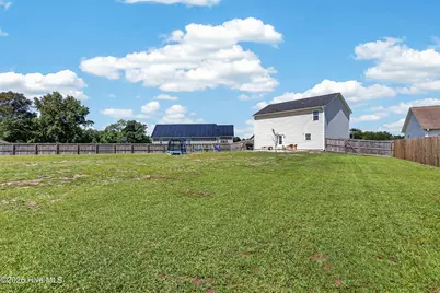 122 Waverly Way, Jacksonville, NC 28540 - Photo 5