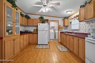 4730 Sea Pnes Dr SE, Southport, NC 28461 - Photo 19
